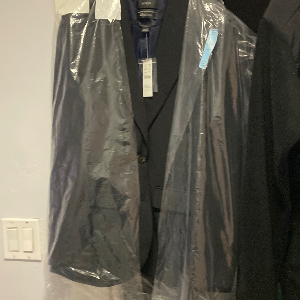 Parke blazer in bi-stretch cotton. J. Crew womens size 4